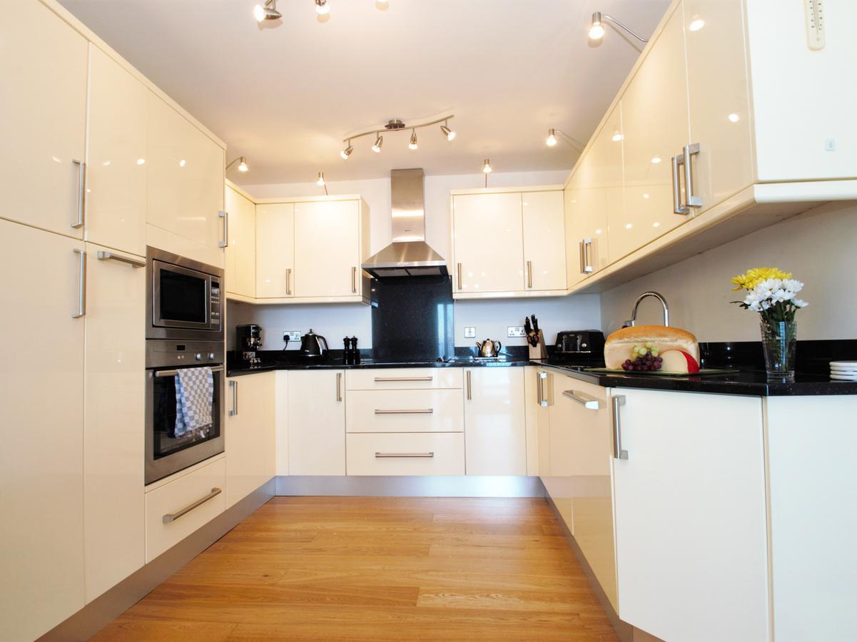 Ocean Breeze Villa Илфракомб Екстериор снимка